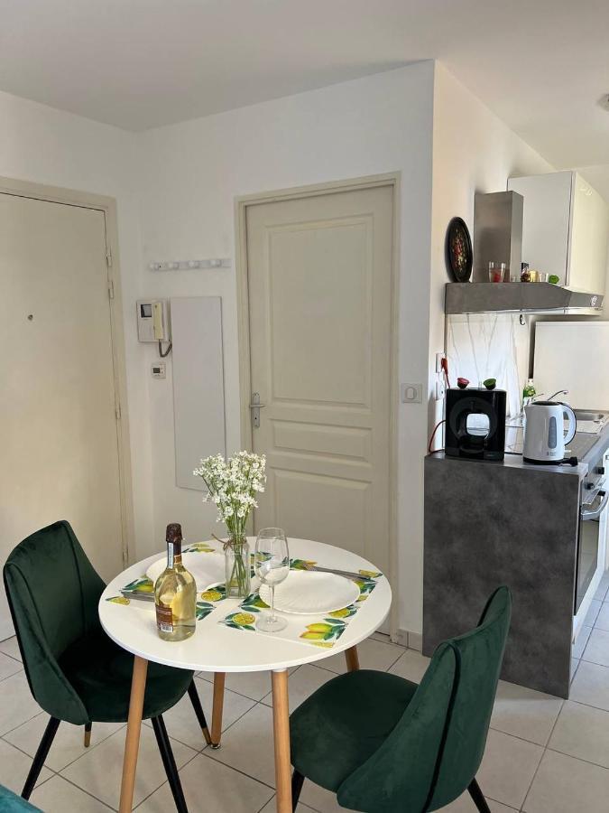 Charmant Studio A Menton Eksteriør billede